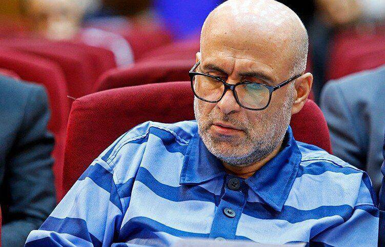 فرار از پاسخگویی طبری در دادگاه/ طبری: رشوه ای از دانیال زاده نگرفته ام!